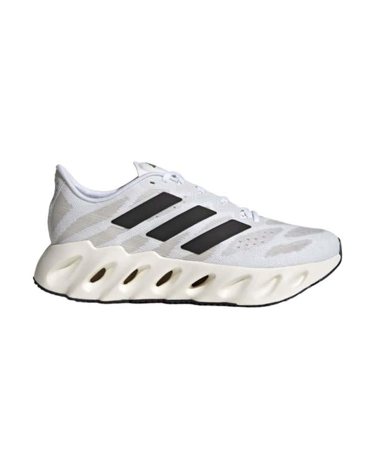 Switch Run Running Shoes ( MEN )