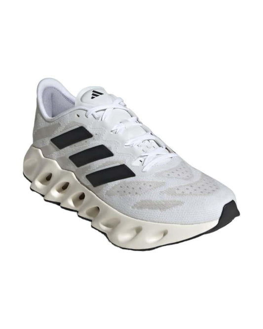 Switch Run Running Shoes ( MEN )